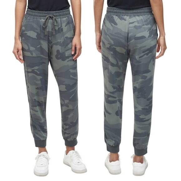Splendid Lightweight Relaxed High Rise Fit Army Green Camo Jogger Pants Medium - Picture 1 of 14